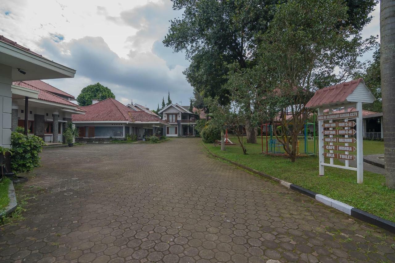 Yehezkiel Hotel Lembang Mitra Reddoorz Exterior photo
